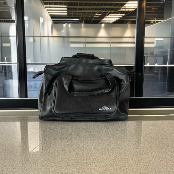 Ron Brugal Vintage Duffel Bag Black Sport Gym Bag Carry On Bag Shoulder Bag - Picture 1 of 6